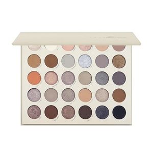 PRO22 COOL, WHATEVER ☺︎ Creative Beauty Eyeshadow Palette. Brand New Never Used